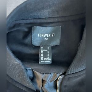 Forever 21 men’s velvet jacket in Small